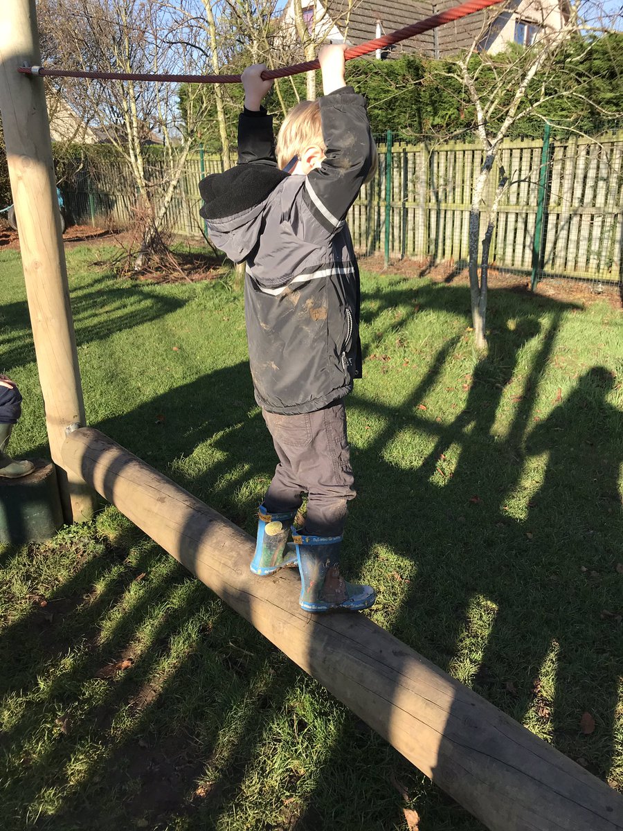 mattocks_ps's tweet photo. A lot of firsts today on the outdoor balance beam. Some of us are taller now and can reach the rope ! #beingbravetogether #usingalloyrmuscles https://t.co/ceRwGSK6cf