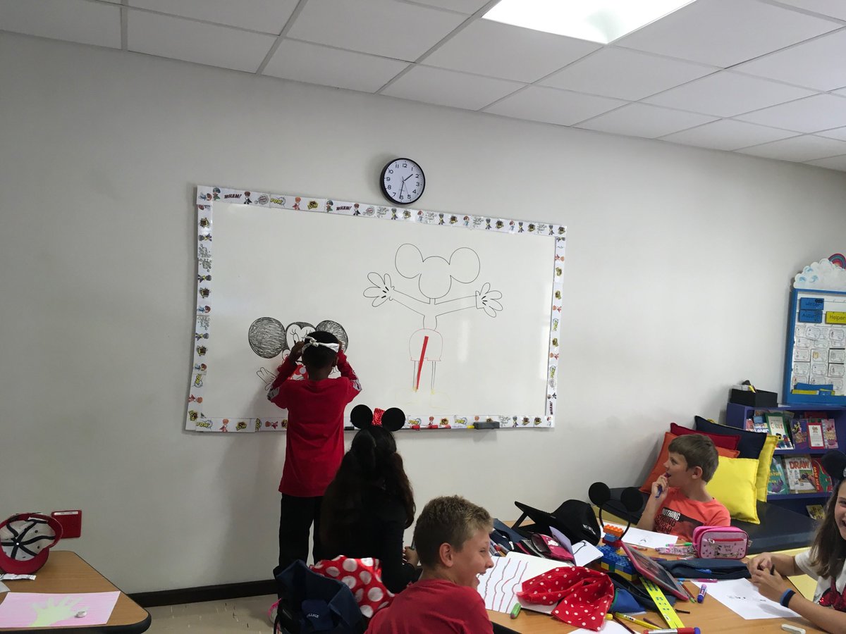 Mrs_Traut's tweet photo. Playing pin on the bow in honour of #MickeysBirthday #90th #GradeThreeK #2019 @ParklandsTweet https://t.co/TiCqw6xHNG