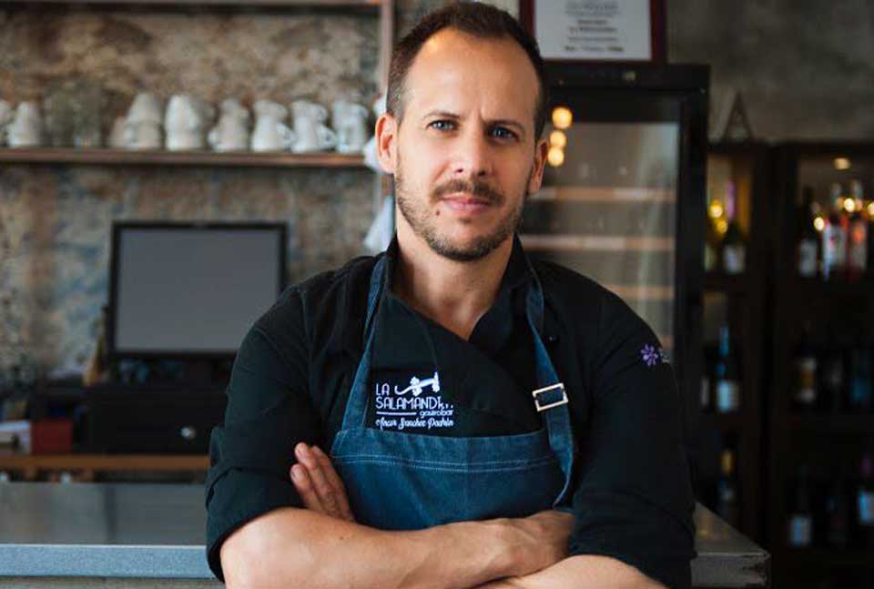 Gastro7islas's tweet photo. #Entrevista

Ancor Sánchez: “La #gastronomía ha evolucionado gracias al #turismo

https://t.co/oEZxNpyFzw

#Gastronomía7islas #Gastro7islas #G7i #LaGomera #chef #GastrobarLaSalamandra #almogrote #mieldepalma @AEGLAGOMERA @PrensaLaGomera @SaboreaEspana https://t.co/hEvuScJHHG