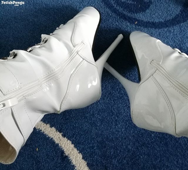 White ballet heels  Join me for UNCENSORED, HIGH RES photosets: https://t.co/P8WPlxFVlU  #highheels #sexyshoes<a href="/tag/heels"class="tags"><span>#heels</span></a><a href="/tag/highheels"class="tags"><span>#highheels</span></a><a href="/tag/heel"class="tags"><span>#heel</span></a><a href="/tag/heeler"class="tags"><span>#heeler</span></a><a href="/tag/heeladdict"class="tags"><span>#heeladdict</span></a><a href="/tag/balletshoes"class="tags"><span>#balletshoes</span></a>