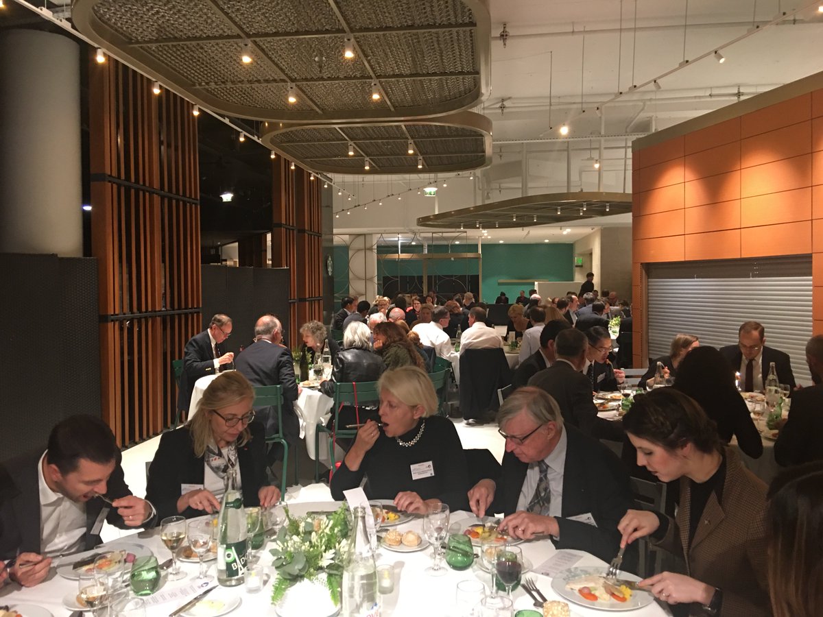 IFBEC_tweets's tweet image. Great night at the museum. Thank you @GifasOfficiel for hosting this fantastic networking experience! #IFBECParis2018 #IFBEC