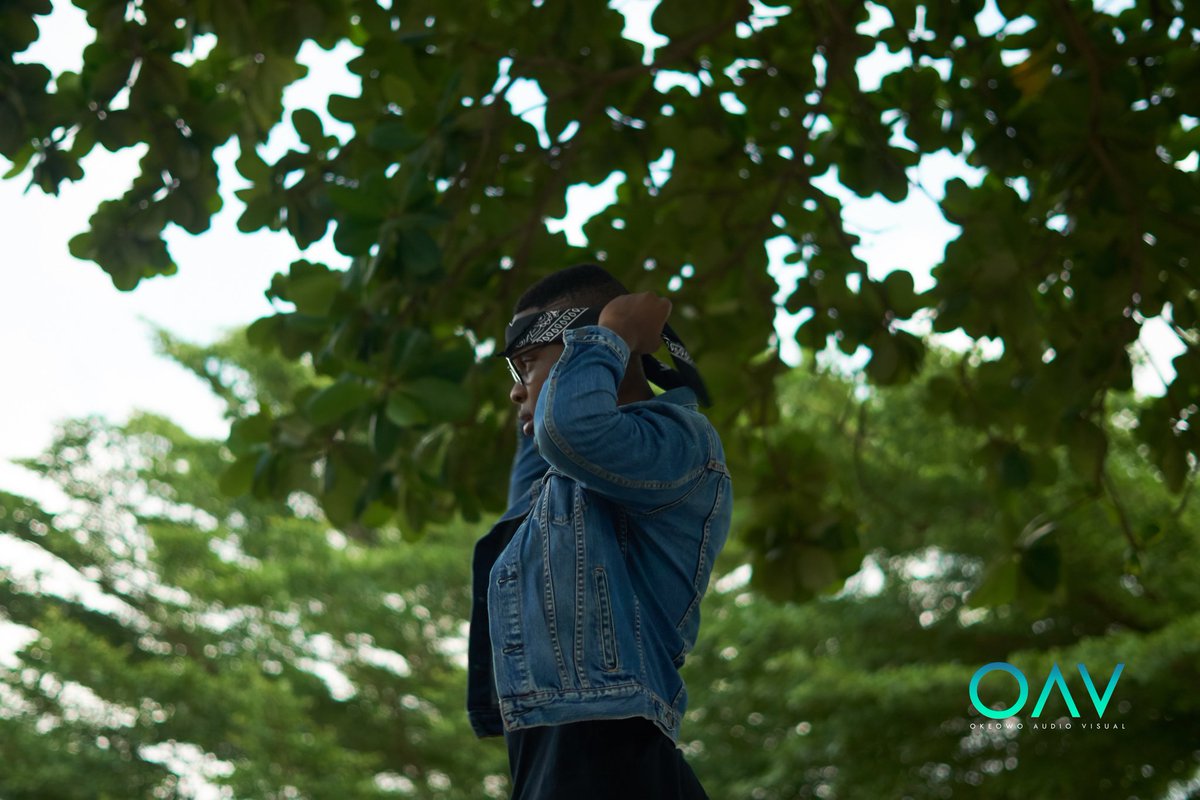 oavproduction's tweet photo. Behind the scene pictures to the official music video of @spliffmusic_ "Alone"
Location : HOMESCIENCE
Director : @delalioftlt
Production: delsean/oav productions #lagos #spliff #alone #musicvideo https://t.co/nDN5G95o4Y