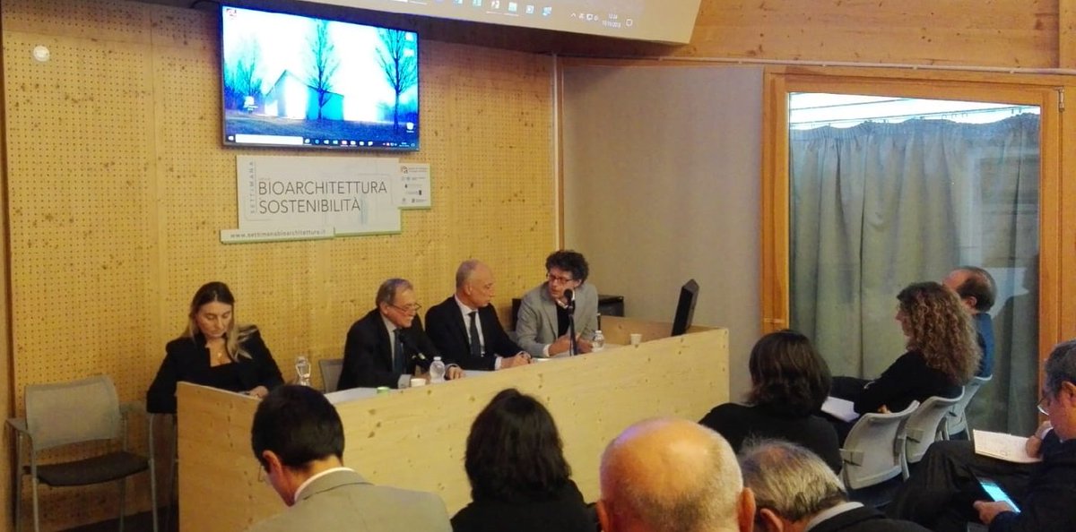 Aess (@aessmodena) on Twitter photo La parola a Stefano Dotta di <a href="/EnvironmentPark/">Environment Park</a> di #Torino partner del progetto <a href="/SteppingMed/">STEPPING PLUS - MED</a> alla tavola rotonda “Esperienze e criticità applicative dei contratti #EPC”, nell’ambito della sessione “Il contratto di rendimento energetico: profili giuridici, tecnici e fiscali”. La parola a Stefano Dotta di <a href="/EnvironmentPark/">Environment Park</a> di #Torino partner del progetto <a href="/SteppingMed/">STEPPING PLUS - MED</a> alla tavola rotonda “Esperienze e criticità applicative dei contratti #EPC”, nell’ambito della sessione “Il contratto di rendimento energetico: profili giuridici, tecnici e fiscali”.