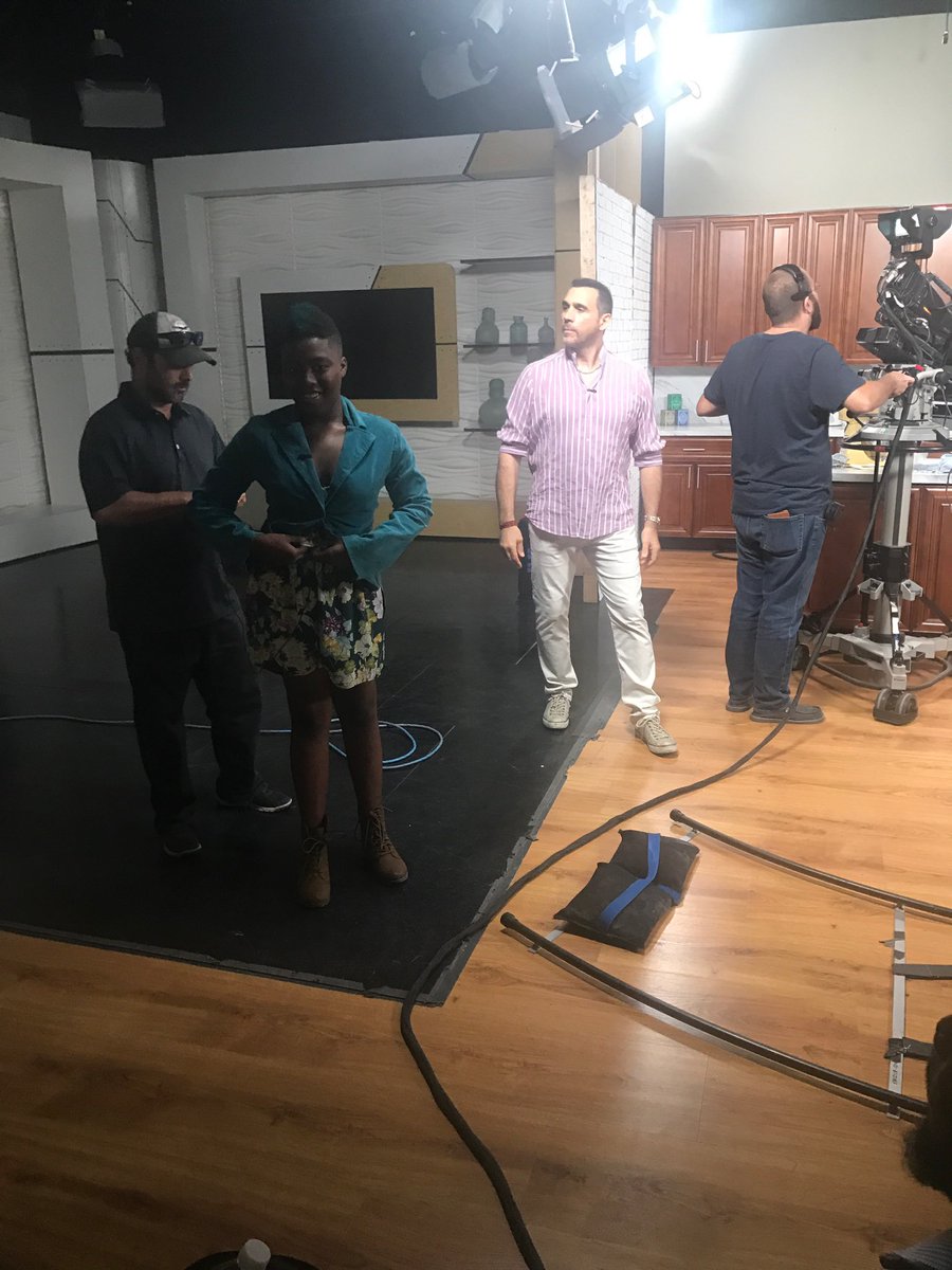 nazhibakes's tweet photo. #TBT: Everyday I thank God that He gave us a second chance with you. Your the reason that Ignited my dreams! You are STRONGER than you know & you are LOVED more than you can POSSIBLY Imagine! We love you Shakarra!!! #SickleCell CANNOT SHATTER HOPE! #SickleCellSlayer 🙏
❤️ https://t.co/MAGnghZl4k