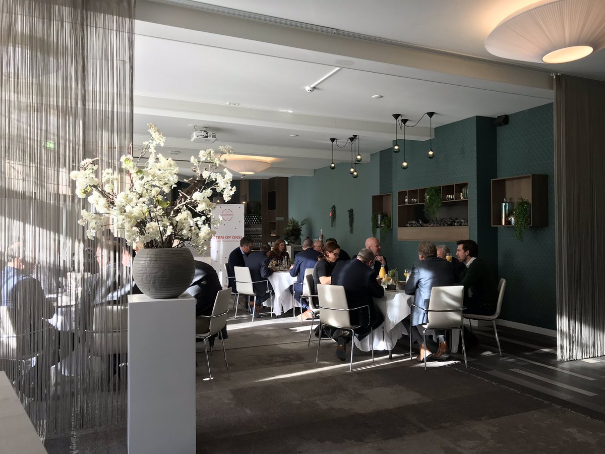 Lunchbijeenkomst bij Nouvelle Bonheur. Heerlijke lunch en de burgemeester deelt met ons zijn ervaring als burgemeester van Tilburg.