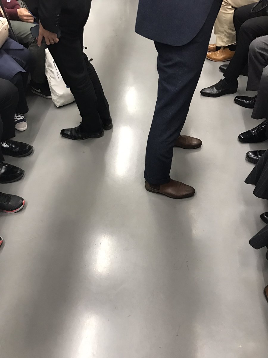 ニュークラウン綾瀬