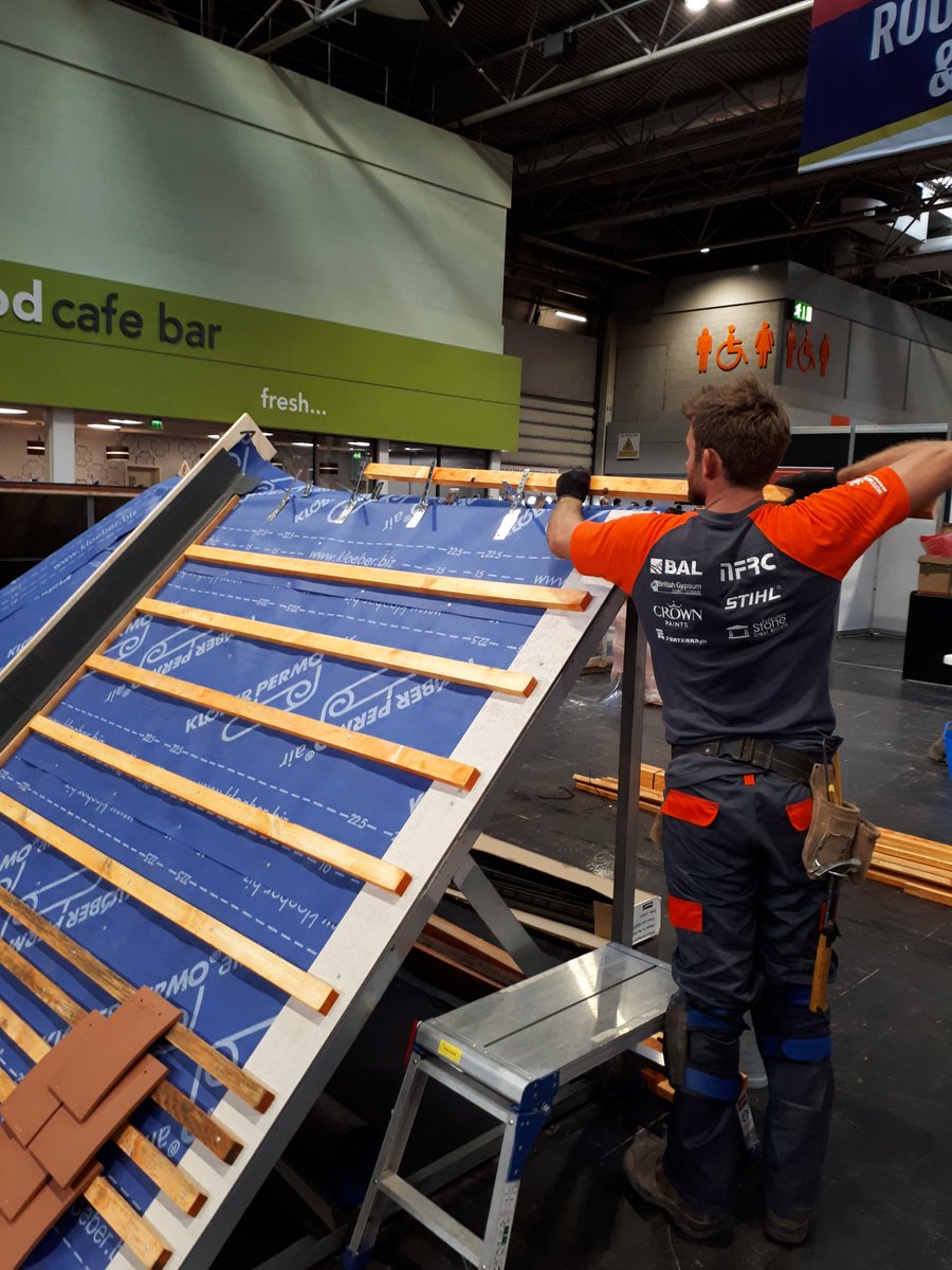 simondixon1965's tweet image. @TheNFRC the battens from @SR_Timber_ and the profile ridge from @wienerbergeruk Are going on @worldskillsuk #SkillsLIVE @johnchris65 @superfurryroofs