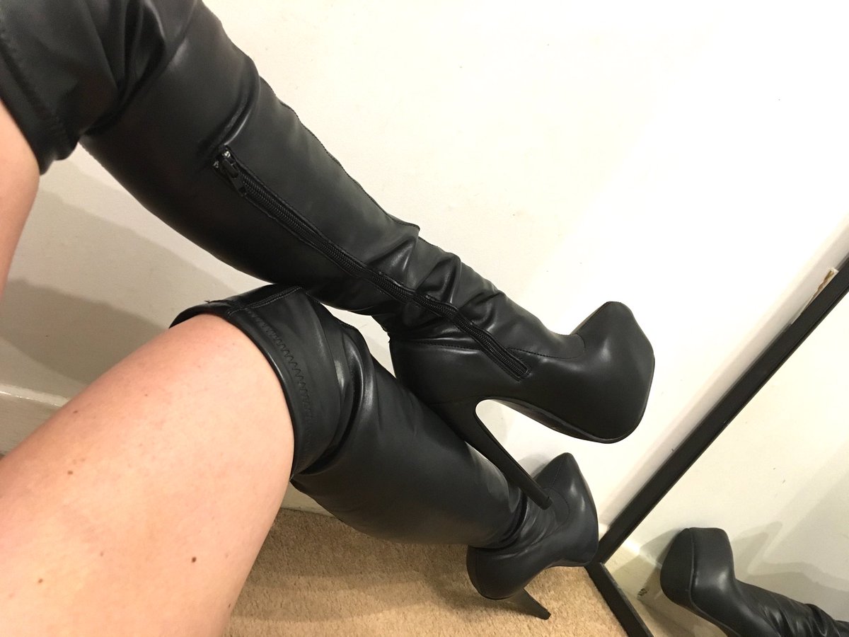 #findom. #fetish. #boots. 