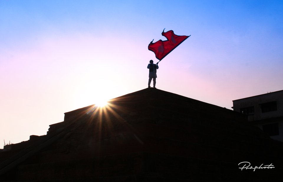 i_m_pra's tweet photo. Yo maan ta mero Nepli ho...
#flagman #laxminarayanshilpakar #nepal #nepalphotoproject #praphoto https://t.co/jiKPorYf2r
