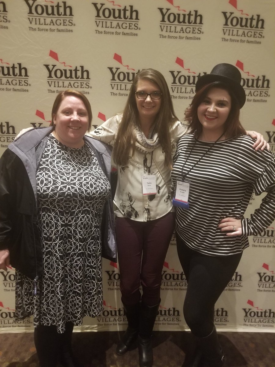 itstairaboo's tweet photo. Last day of conference and we are finishing strong with a MST breakout session on gang violence & a message from our CEO. Until time #MSTpeeps #EastMST #YVEC18 https://t.co/HVuWngGsrt