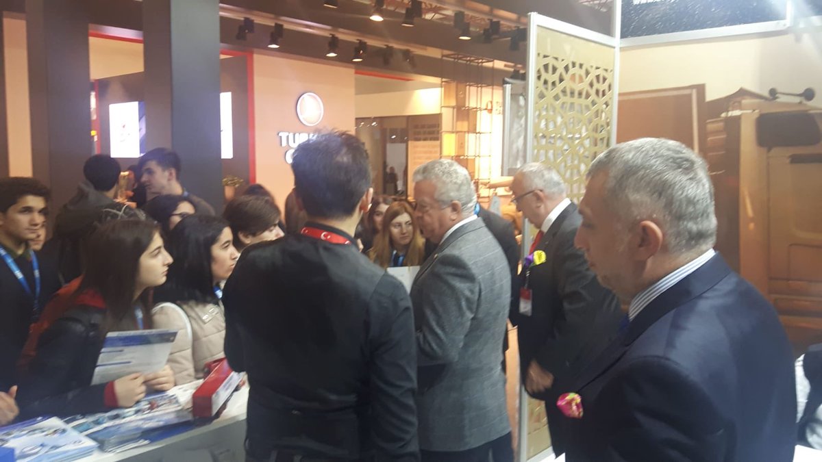 evliya_celebi_'s tweet photo. #logitrans #logitrans2018 evliya çelebi nakliyat #truck #conteyner #transport https://t.co/HlgcflBcTz