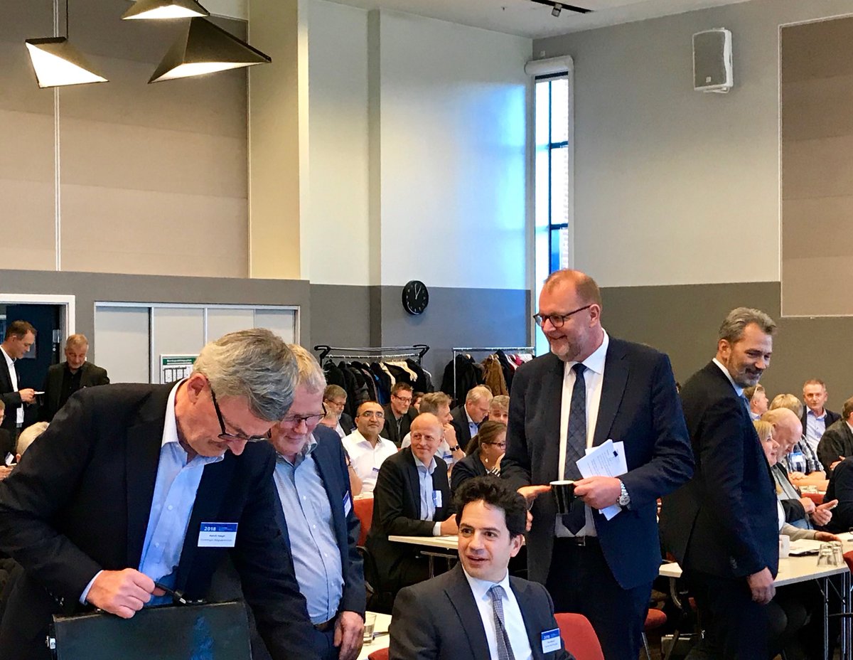 matildeflindt's tweet photo. Energiens minister Lars Chr. Lilleholt er med på Årets Gaskonference og taler om gassens rolle i Danmarks fremtidige energisystem #dkgas2018 #energipol https://t.co/BQYaM92JKl