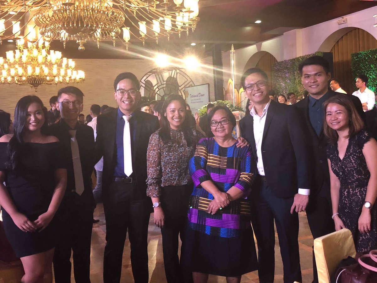 PwC_Philippines's tweet photo. @PwC_Philippines celebrated with the newest Thomasian #CPAs who joined Team PwC: Lahaira Reyes (#1), Marc Angelo Sanchez (#4), and James Andrew Licaros (#10) at the University of Sto Tomas testimonial dinner. #CPAOctober2018 #CPALE2018 #CPA2018 https://t.co/ezCKABeFc6