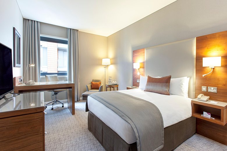 EventExpressLtd's tweet photo. Attending @CPCongress? #EventExpress offer a free hotel booking service &amp; have negotiated discounted hotel prices &amp; flexible cancellation policies exclusively for #CPCongress attendees. For more info or to book online, click the link below:
https://t.co/Q61JyililX https://t.co/NKH5DzHxQR