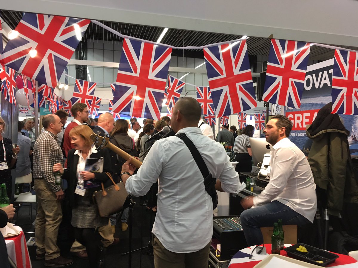 ClydeMarLeather's tweet photo. @britishmarine thanks for the hospitality #metstrade #marine @metstrade https://t.co/h600diJy9F