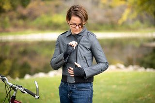 shapeinnovate's tweet image. A Multiple-Partner Collaboration Designs Functional Smart Jacket With Warmth on Demand 10ng.co/MTCjacket #SmartJacket #SmartMaterials #WearableTech #FashionTech #Collaboration