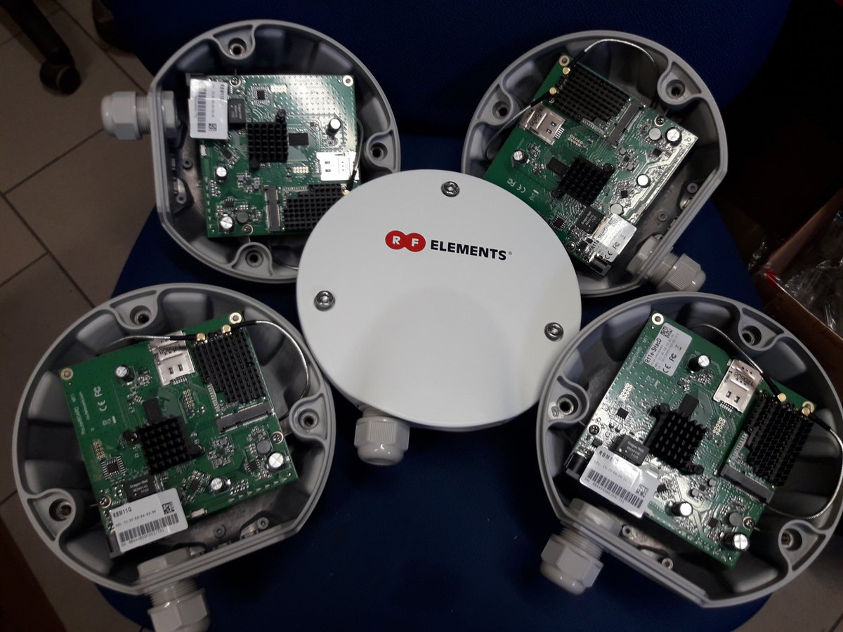 rfelements's tweet image. We #Make5GHzGreatAgain also with #OMEGAtech in #CzechRepublic!

More pictures:
facebook.com/rfelements/pos…