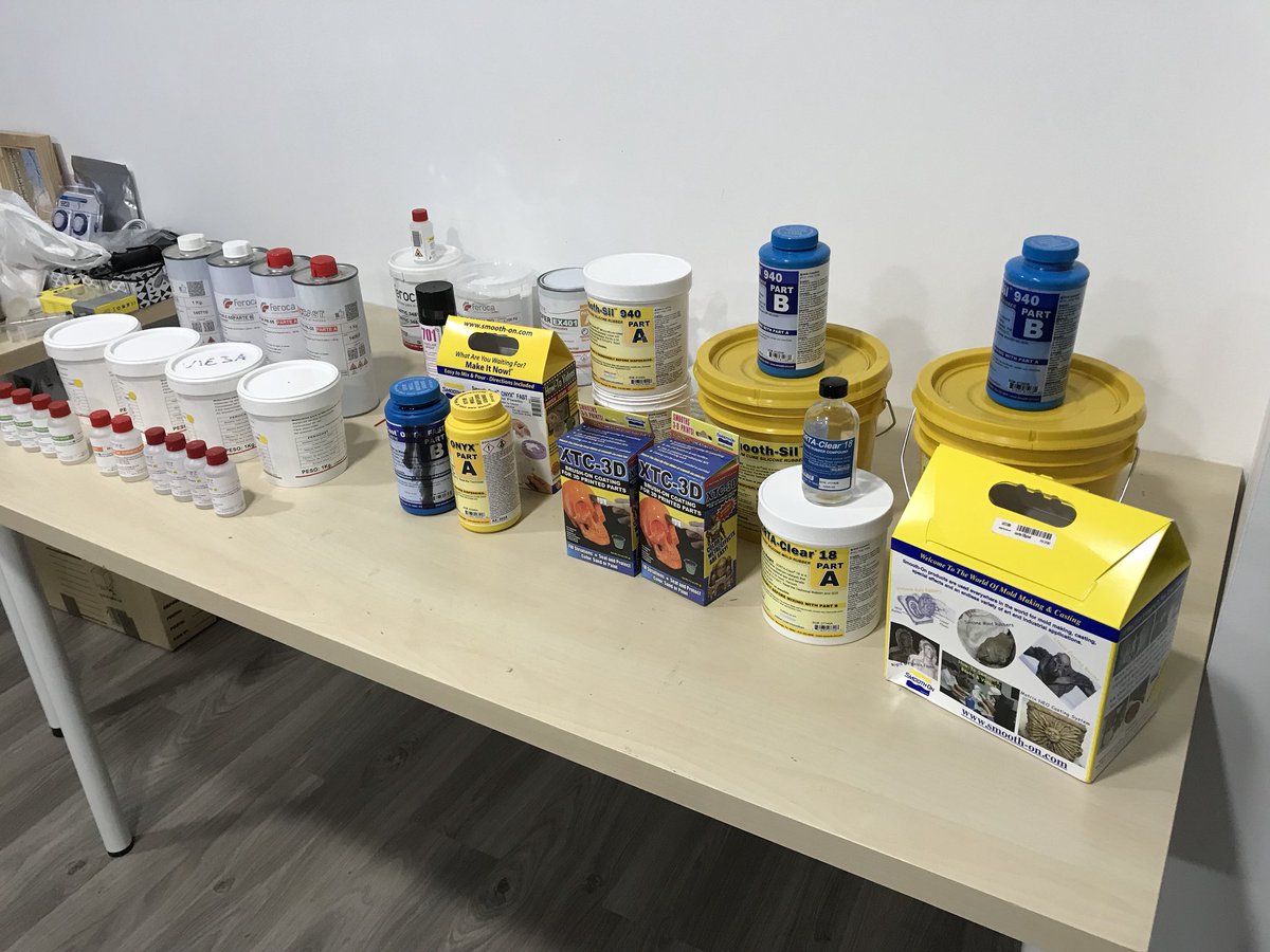 Modelia3D's tweet photo. Estas imágenes resumen nuestros últimos meses de trabajo!!! Parecemos una tienda de @ferocast 😂😂 #molding + #3Dprinting https://t.co/XZbaveNZks