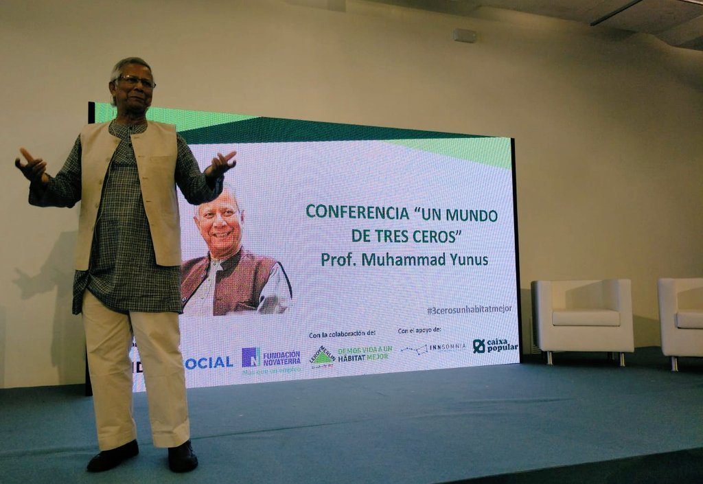 Inspiradora ponencia #3cerosunhabitatmejor del Prof. Muhammad Yunus (<a href="/Yunus_Centre/">Muhammad Yunus</a>), Premio Nobel de la Paz 2006: "Para alcanzar nuevos destinos, son necesarios nuevos caminos por los que transitar".