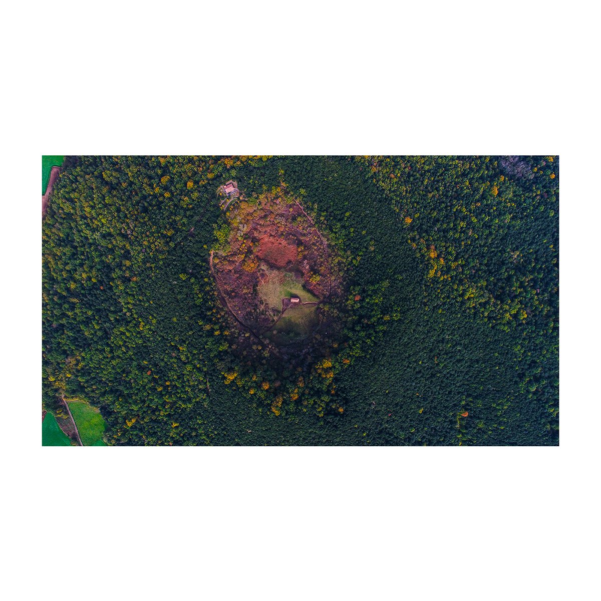 EUERAM's tweet photo. 📽️ NOU Workshop! Introducció als #drones amb Alejandro Maestra de @octocamvision i exalumne de l'ERAM. Places limitades
https://t.co/595zWsZAX3 https://t.co/S5eGbtqrEl