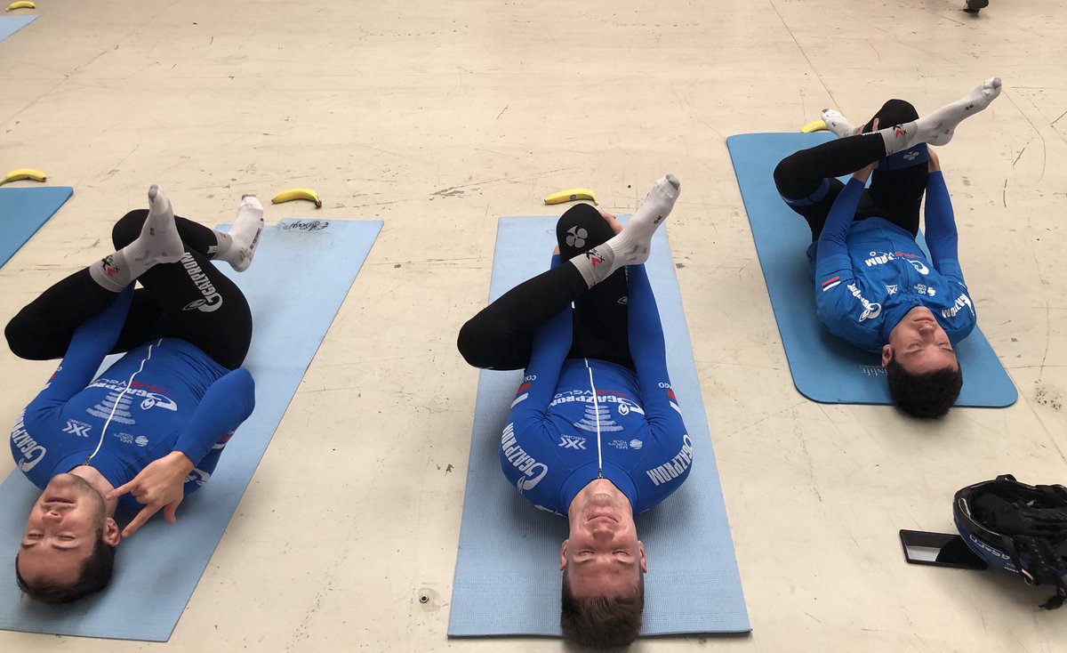 RusveloTeam's tweet photo. Peace of mind 🙌 #GazpromRusVelo #cyclingoffseason #ciclismo #stretching https://t.co/wn7GR84Li9