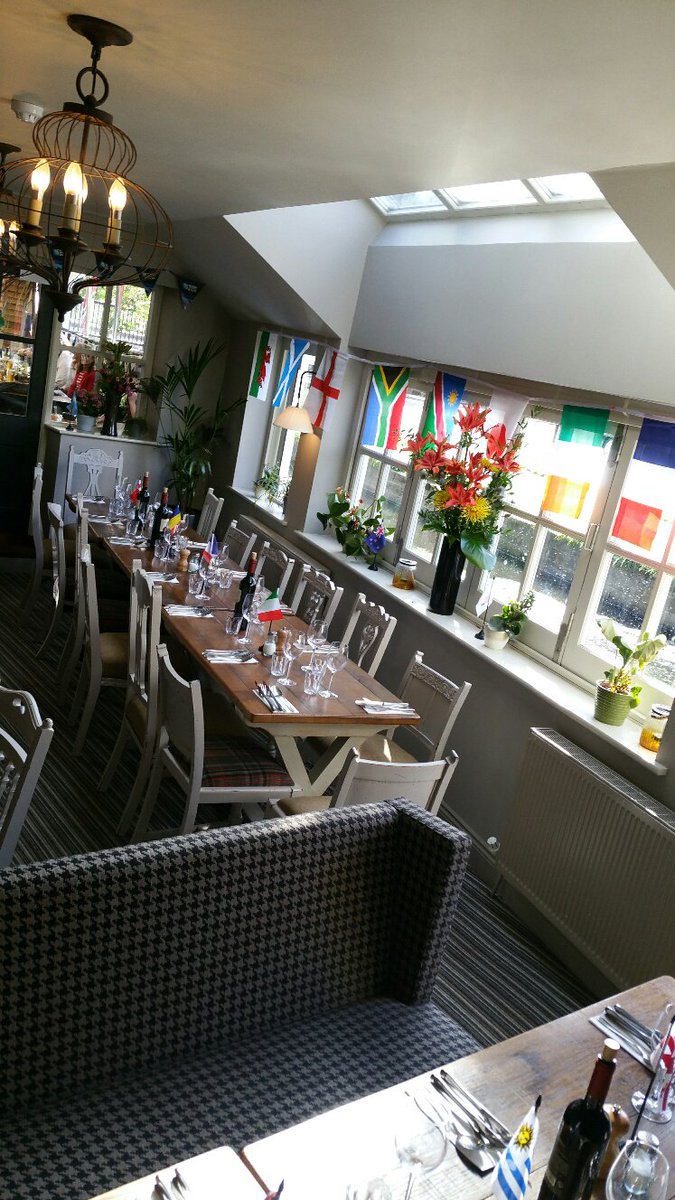 Royal Oak (@royaloaktw7) on Twitter photo LUNCH TABLES AVAILABLE THIS SAT - 2 x 4 or 1 x 6/8. 3 course set meal £35 ph with full table service. If anyone would like to book please call me on 020 8560 2906 for more details. <a href="/OIRFC/">Old Isleworthians RFC</a> #autumninternationals LUNCH TABLES AVAILABLE THIS SAT - 2 x 4 or 1 x 6/8. 3 course set meal £35 ph with full table service. If anyone would like to book please call me on 020 8560 2906 for more details. <a href="/OIRFC/">Old Isleworthians RFC</a> #autumninternationals