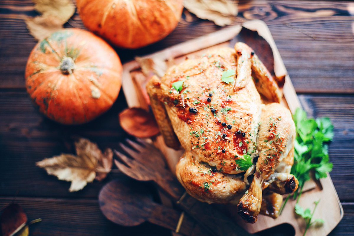 On November 22—in addition to our full menu—we’re celebrating Turkey Day the Italian way with a four-course feast, featuring roasted turkey Porchetta, pecan pie cheesecake, and more. Reservations are recommended, and complimentary valet will be provided.