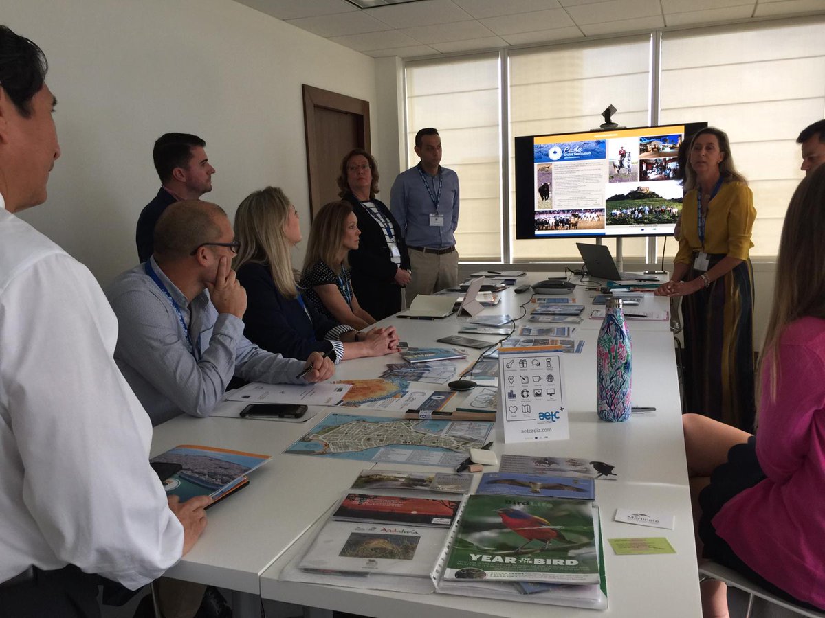 AETCadiz's tweet photo. ¡#Visita a la #naviera @SeaDreamYC! 🛳 Presentando nuestras propuestas para que #Cádiz sea #Puerto #Base de cruceros 🔝 ¡Seguimos! 💪🙂
#aetc #aetcadiz #aetcimparable #extendausa #cadizturismo #Turismo #turismodecruceros #cruceros #cruceristas #cruisecadiz https://t.co/Do3UU1zKED