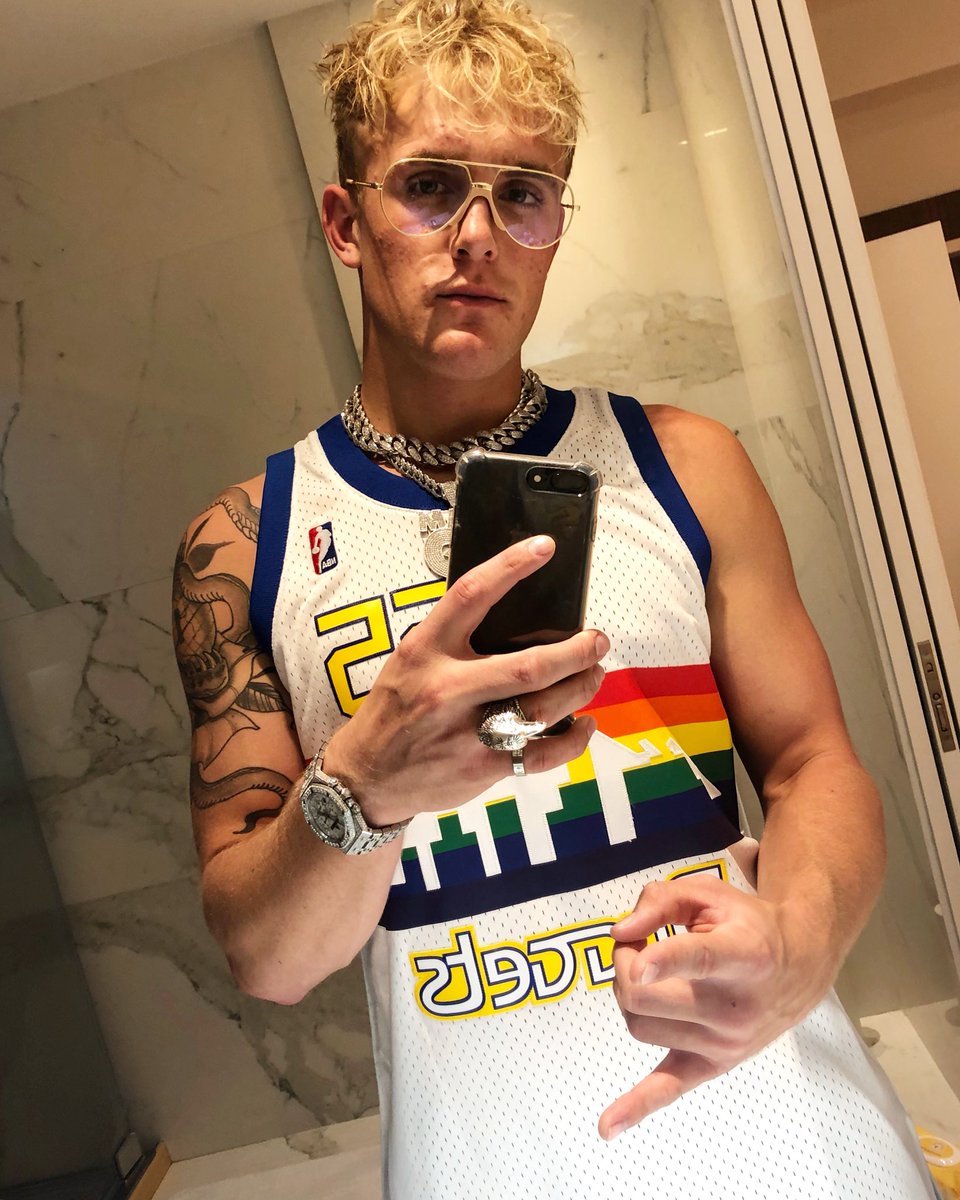 jakepaul's tweet photo. 😁 https://t.co/sG5u6jhJxm