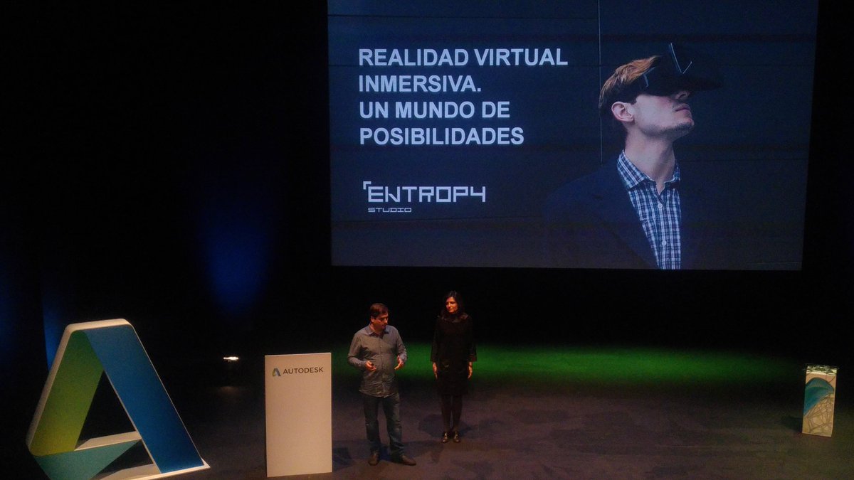 AutodeskEsp's tweet photo. Iñaki Lacosta y Ana Revilla de @Entropy_Studio explican cómo recrearon una de las salas del @museothyssen con experiencias de #RealidadVirtual inmersiva. #AutodeskExperience #TheFutureOfMaking https://t.co/YveAPuoown