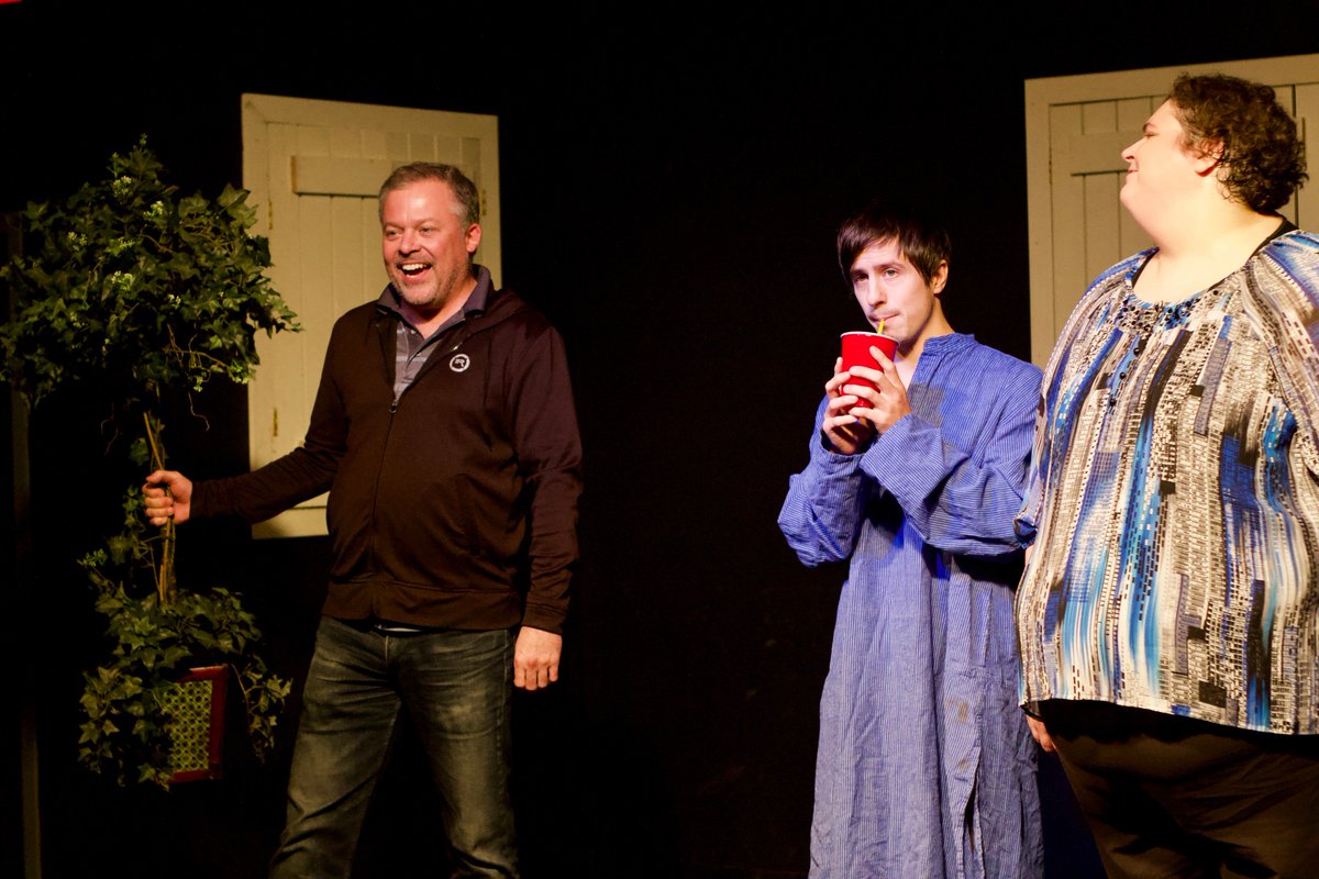 sketchworks's tweet photo. Here's how you can save a tree by seeing #LicenseToSketch at @villagetheatre this weekend -- if you don't see #LicenseToSketch this weekend, @troxbirds will kill this tree with his bare hands. Showtimes are Friday 8pm and Saturday 8:30pm. https://t.co/K56tqNSp0r