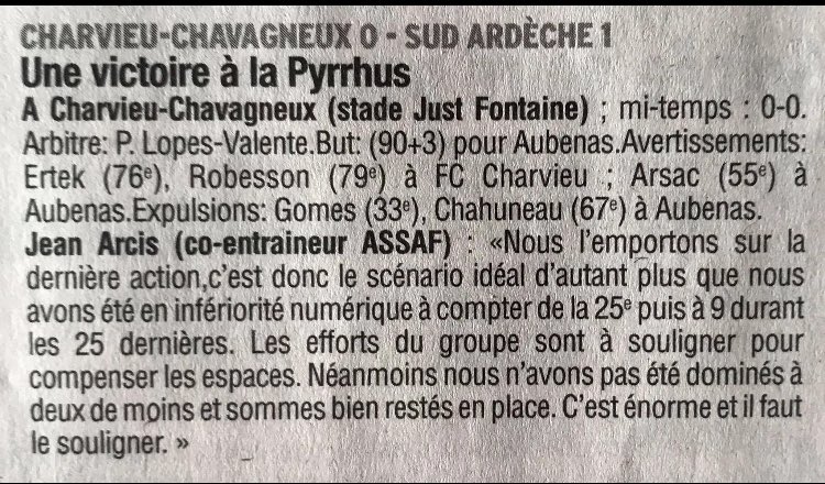 ASSAFAUBENAS's tweet photo. REVUE DE PRESSE 📌

Retour sur la victoire de notre équipe fanion avec le résumé du match, la réaction du coach Jean Arcis et le classement. 
L’ASSAF reste donc en contact avec le leader Chassieu avant la prochaine journée qui aura lieu dans 10 jours !! 
#AllezLASSAF 🔵⚪️ https://t.co/p2a7JOfXrl
