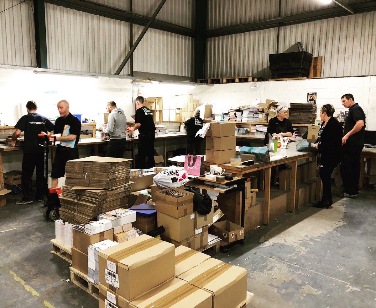 Evolutionprint's tweet photo. Busy day on the shop floor today, anything to get a job out on time! #InkPaperScissors #ideascometousindifferentshapesandsizes https://t.co/4Dk176PNuP