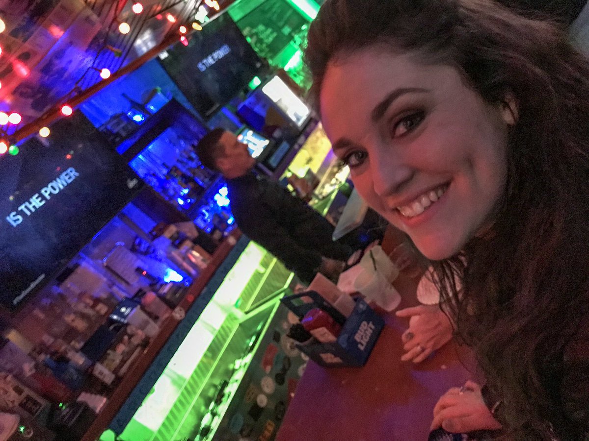 rachellipsky's tweet photo. Had a great time at the #CMAawards party @tinroofbroadway with #TheCrew @regionsbank #Sony #ATV #RoundHillMusic #RachelLipsky #NewMusic #NewArtist #CMAArtist @iamdennycarr https://t.co/AVaq5iKtbb