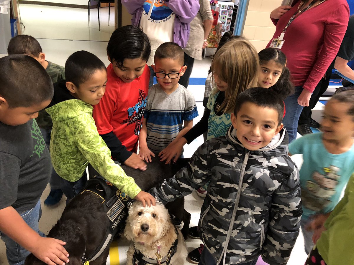 BCSONM's tweet photo. ๐๐Career Day๐๐
Thank you E. G. Ross Elementary School!
#APS #CareerDay #FutureDeputies #TherapyK9Unit
@APS_PD @ABQschools https://t.co/xymYOFuHgS