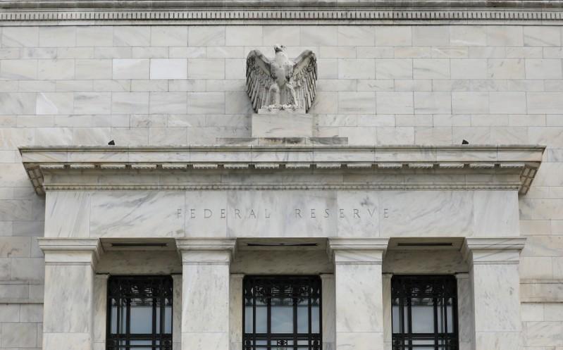 Reuters_Summits's tweet photo. Fed, ECB to 'throw in towel' on policy tightening in 2019: Carmignac https://t.co/0SRDmmgsE6 https://t.co/Cta4NsBwpP