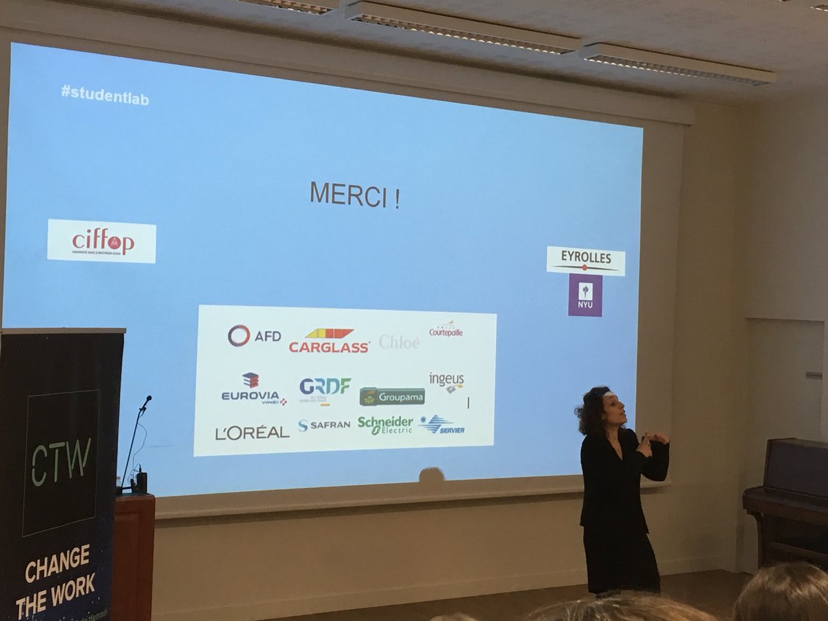 Demo-day #studentlab c’est parti avec <a href="/Changethework/">Change the Work</a> et leur truculente Redac’ Chef <a href="/sarahakel/">Sarah Akel</a> 😍