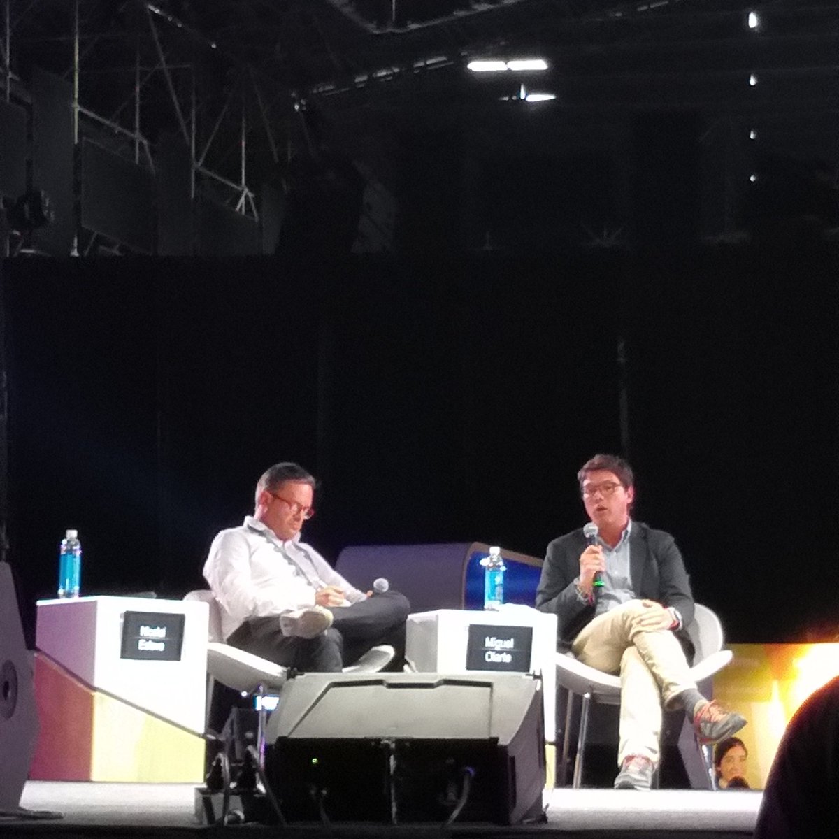etkventures's tweet photo. "Estamos incorporando un método para que el intraemprendimiento se haga realidad" Miguel Olarte, Director de Innovación de @InnpulsaCol #innovationland2018 @andidelfuturo @ANDI_Colombia @INNOVATIONLAND https://t.co/qelepKAwnx