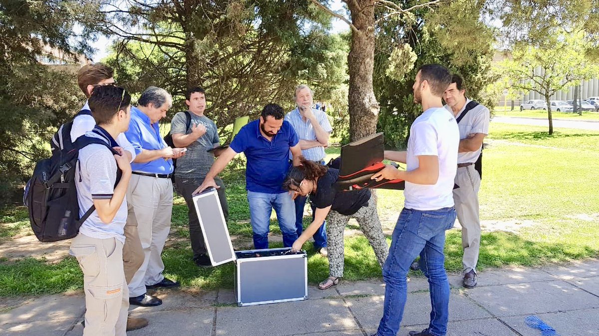 geosistemassrl's tweet image. Entregamos un nuevo #eBeeSQ en Cordoba 
#hacerbien #ap #agtech #bpa
#sensefly @ParrotB2B #ebee