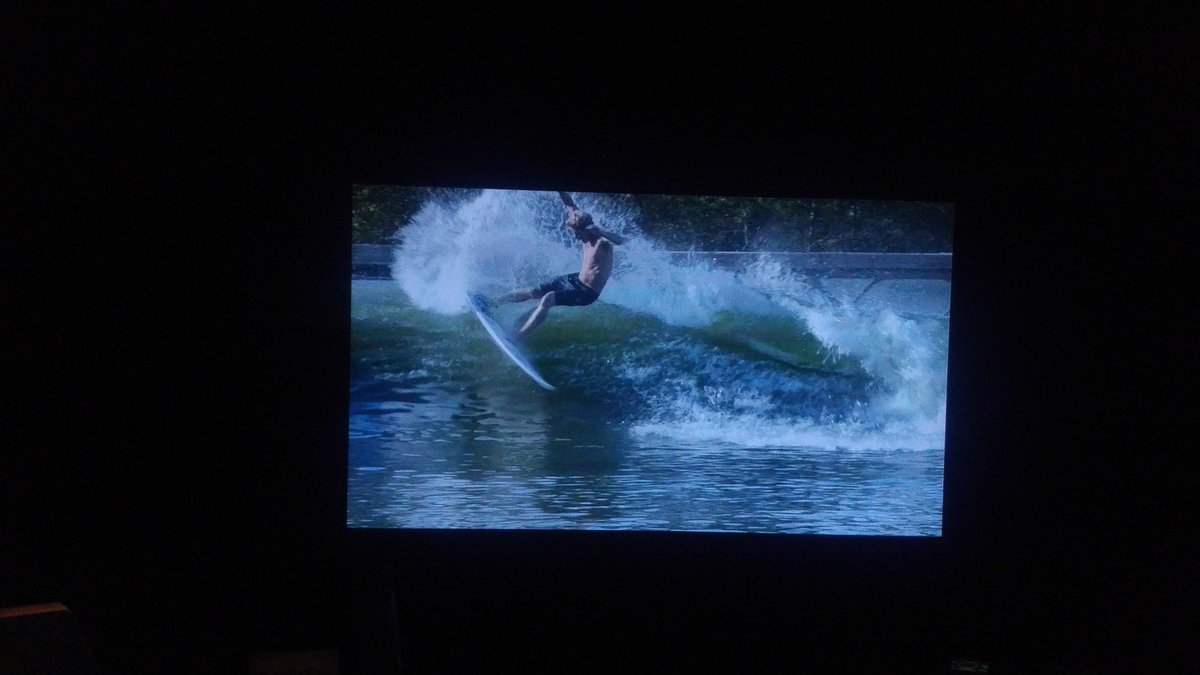 AutodeskEsp's tweet photo. El arquitecto y BIM manager de @wavegarden Luis Merino explica cómo están revolucionando el sector del #Surf con la innovación tecnológica en la generación de olas. #AutodeskExperience #TheFutureOfMaking https://t.co/FYXpg0NMED