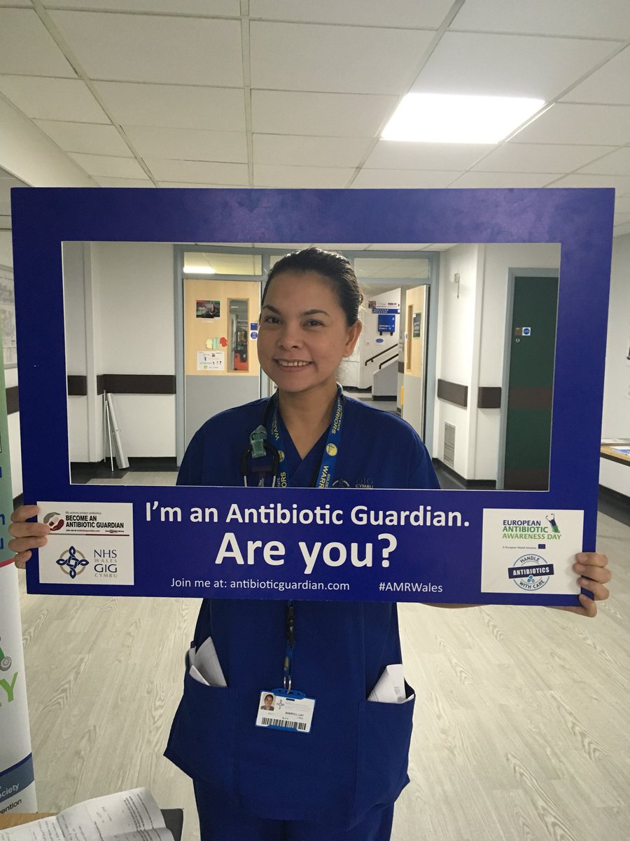 @ABMhealth Great effort from ABMU pharmacy team at POWH promoting World Antibiotic Awareness Week #KeepAntibioticsWorking #AntibioticGuardian #WAAW18