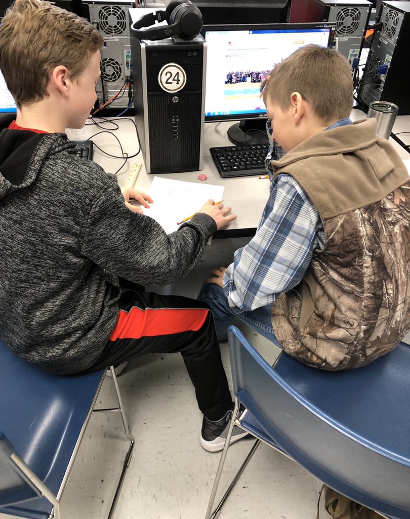 H_Baldwin23's tweet photo. Designing Fitness Tracker apps for App Creators. Students are so excited to create them and then test them out in @coachweldy class. @RepMoMiddle @PLTWorg #rmsculture https://t.co/cY5XsDLjPc