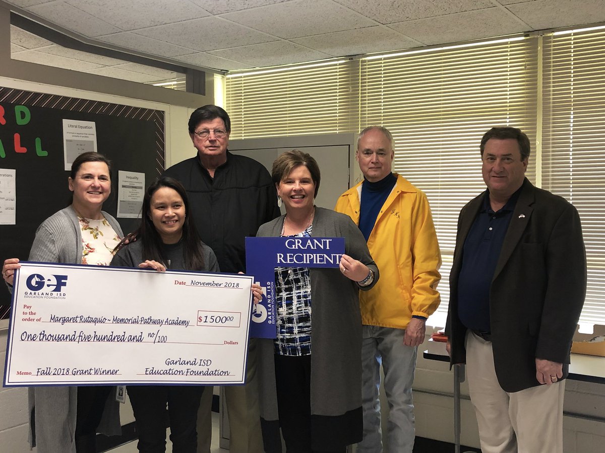 MPA_Jaguars's tweet photo. Congratulations to our very own Mrs.Rutaquio for her $1,500 Garland Education Foundation grant winner!!! @aggie_rutaquio @GISD4ELLs #MPAmakesadifference https://t.co/R6U5oeius5