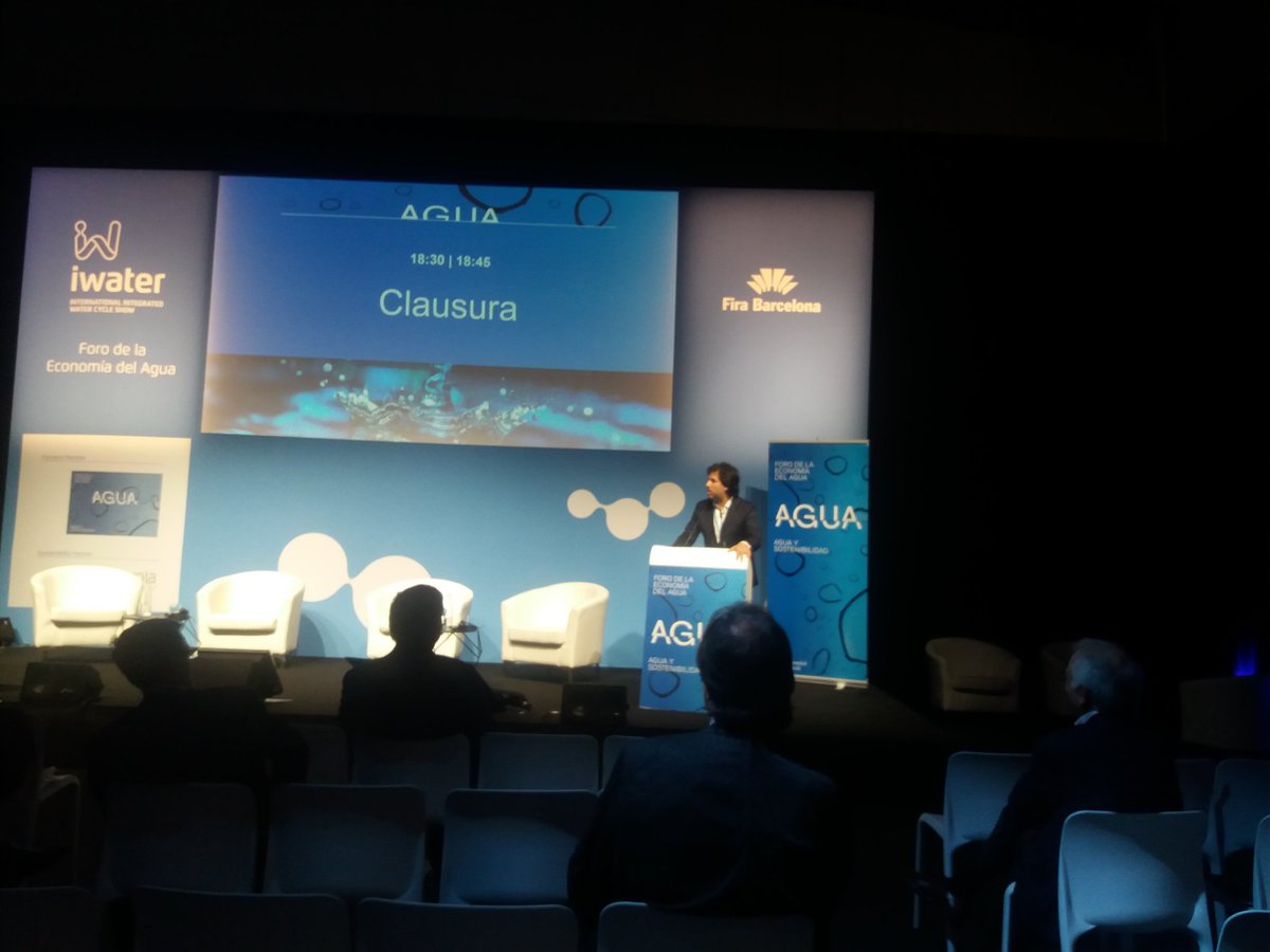 AngelCelorrio's tweet photo. Discurso de clausura del IX Foro @economiadelagua #AguaForo9 por Gonzalo Delacamara en #Iwater  @iwaterbarcelona Gracias por compartir conocimiento innovador en el sector #agua https://t.co/Ie68opV72V