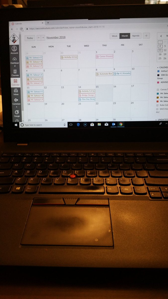 LMEKeri_Salway's tweet photo. Lots of eLearning happening around here. #2teachers #3students https://t.co/0CTs3OY6el
