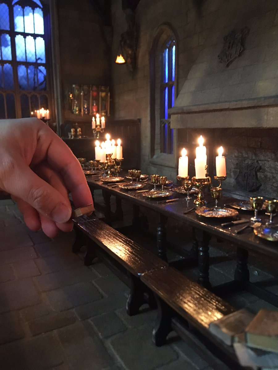 valentinesmini1's tweet photo. My miniature version of The Great Hall is almost completed #HarryPotterWizardsUnite #jkrowlings #CrimesOfGrindelwald #FantasticBeasts2 #jkrowlings #emmawatson #DanielRadcliffe #oliverphelps @WarwickADavis @PotterheadPosts @leaky @jk_rowling @MuggleNet @EmWatsonUpdates https://t.co/RfHgWgH0Dy