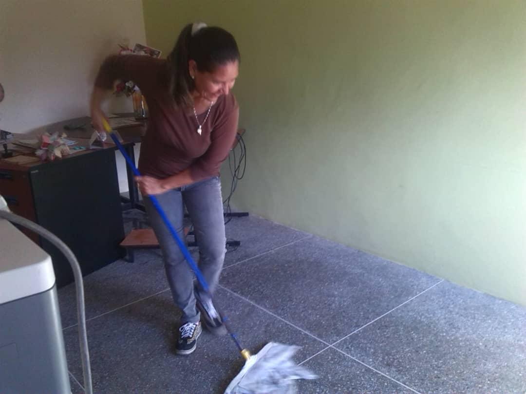Trabajadores @TransporteGobVe  hicieron limpieza D instalaciones <a href="/tupamarohipolit/">Hipo Lito</a>,Sede La Beatriz Valera Edo Trujillo #UnidosSomosMas <a href="/VicetrVzla/">ViceTransTerrestre</a> <a href="/ENVIAL_MPPT/">ENVIAL</a> <a href="/NicolasMaduro/">Nicolás Maduro</a> <a href="/dcabellor/">Diosdado Cabello R</a> @psuvaristobulo <a href="/GobTrujillo/">Gobierno de Trujillo</a> <a href="/claudiorfarias/">Claudio R. Farias A.</a> <a href="/hugbelpsuv/">Hugbel Roa</a> @Iroschima_JPSUV <a href="/ViceVenezuela/">Vicepresidencia Vzla</a>
