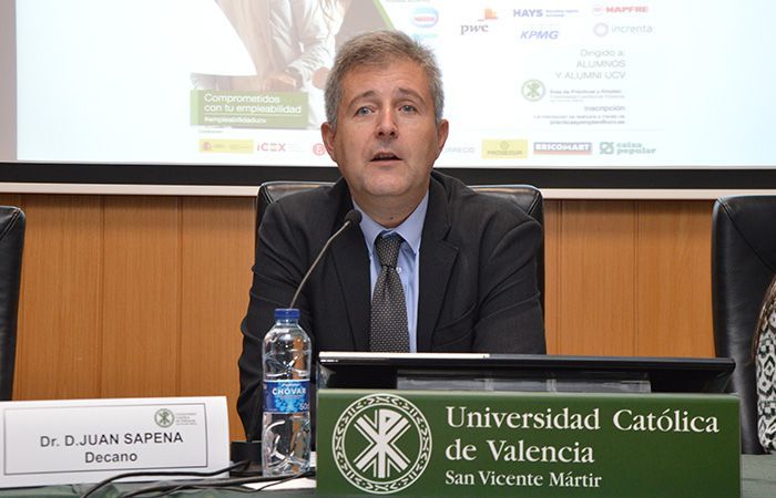 UCV_svm's tweet photo. Cerca de 300 participantes han acudido al #ForoEmpleoUCV de la Facultad de Ciencias Económicas y Empresariales, un encuentro organizado por el Área de Prácticas y Empleo https://t.co/fX400W7ilX https://t.co/vdmq1qpcnP