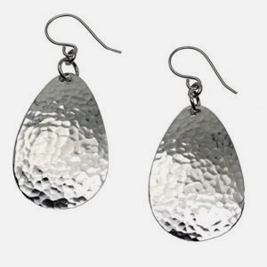 New! Contemporary Hammered Aluminum Tear Drop Earrings fashionweekdowntown.com/product/hammer… #HandcraftedJewelry #MetalJewelry #Style