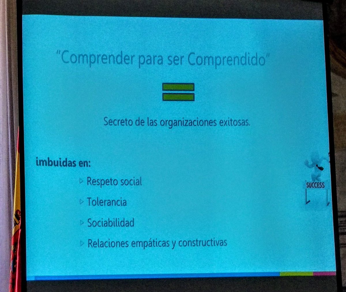 ahrenner's tweet photo. El secreto de las #organizaciones con #éxito , siguiendo a Clara Margaça #Ciem2018 #Salamanca @catedraemprende https://t.co/XYi14HueJx